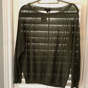 J Crew women’s pullover sweater